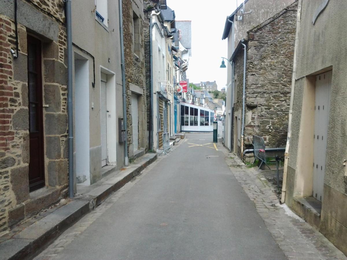 Appartement Rue Victor Hugo - Port de la Houle Cancale Extérieur photo